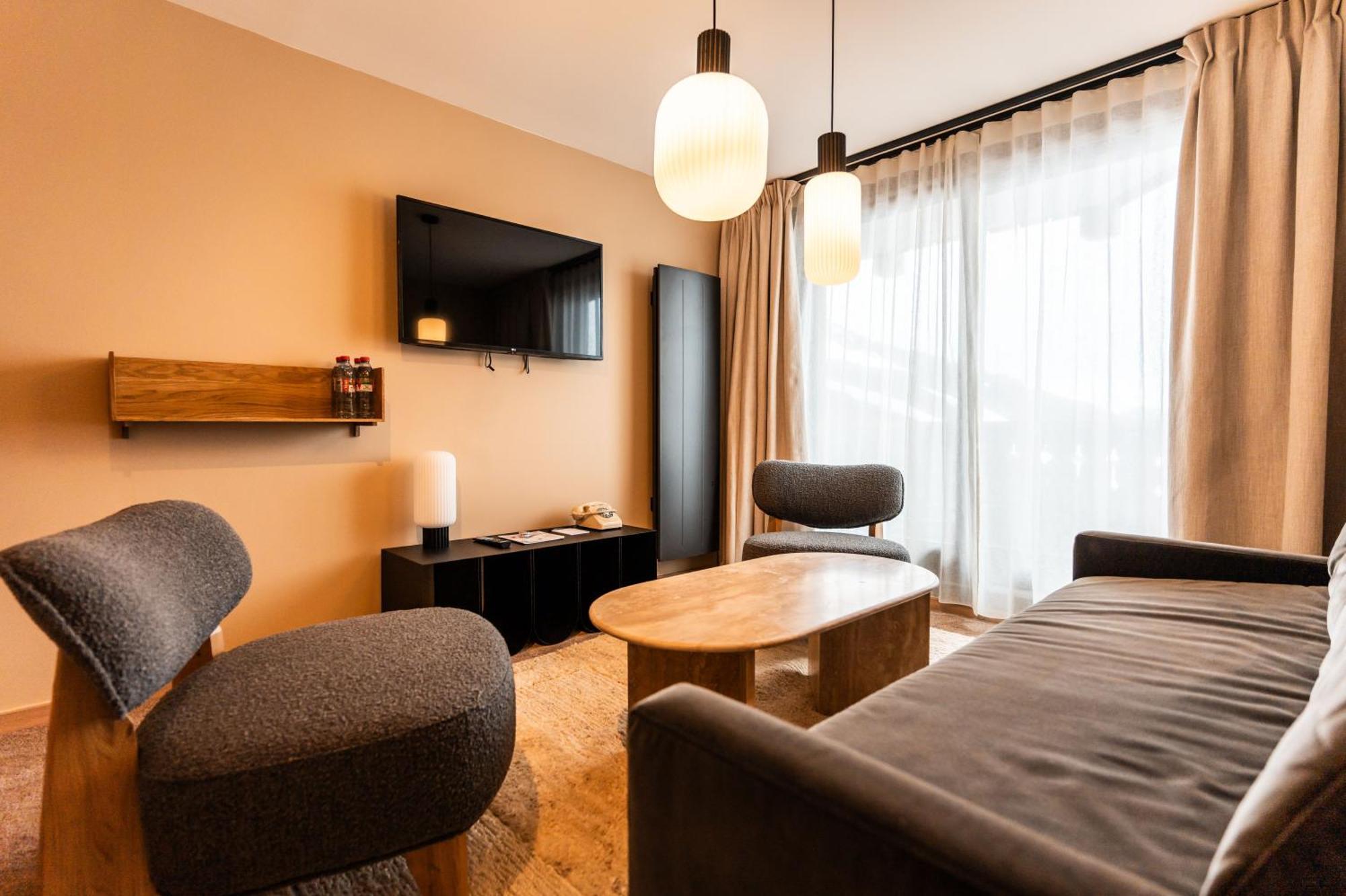 Hotel Fahrenheit Seven Courchevel Exteriér fotografie