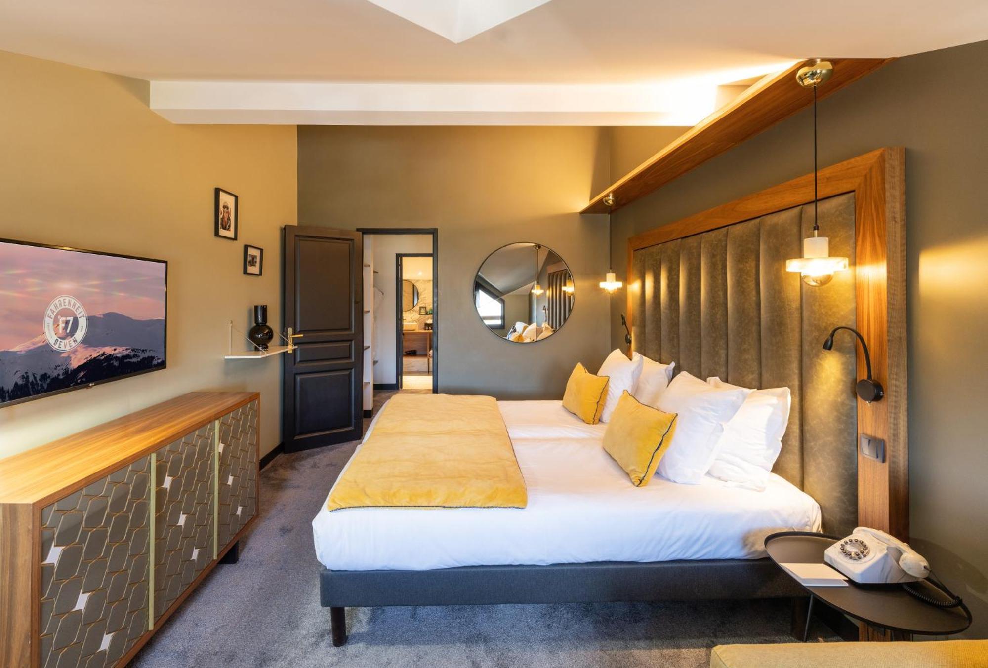Hotel Fahrenheit Seven Courchevel Exteriér fotografie