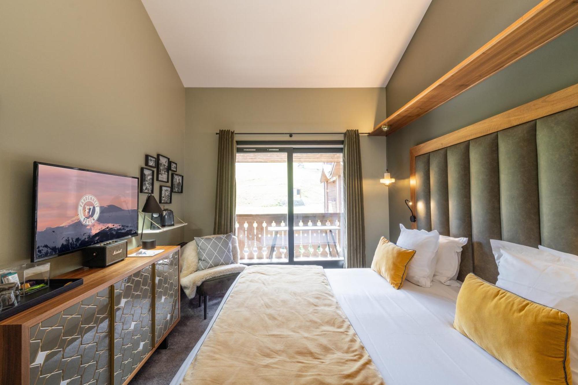 Hotel Fahrenheit Seven Courchevel Exteriér fotografie